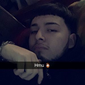 Meet your Posher, Carlitos